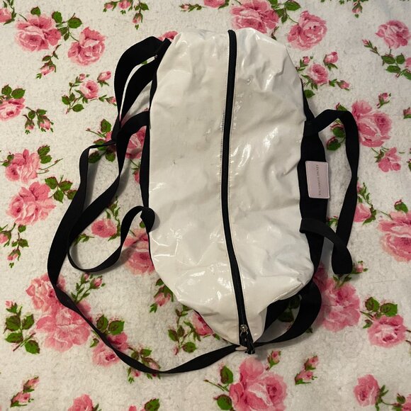 Y2K Victoria secret pink white and black overnight duffle bag! - Picture 13 of 16